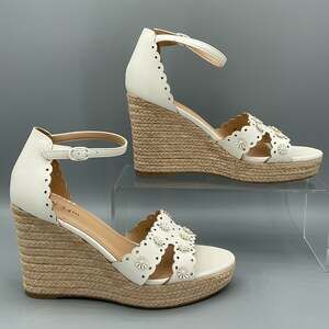 NEW On 34th Women’s Theodoree Espadrille Wedge Sandals White Size 9M